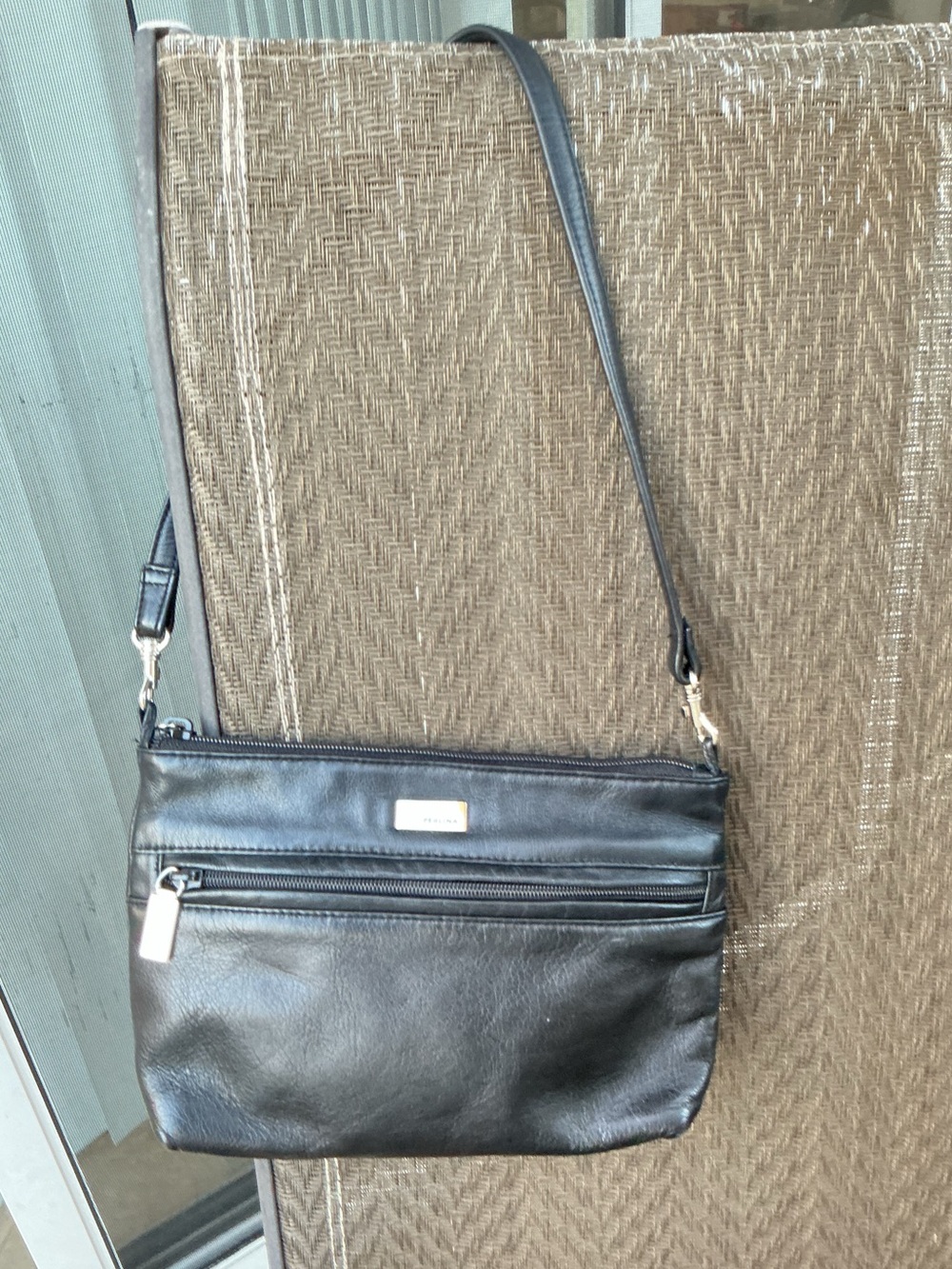 Perlina Black Leather Small Shoulder Bag